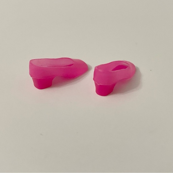Vintage Barbie Pink Shoes Doll Accessory Korea - Picture 6 of 13